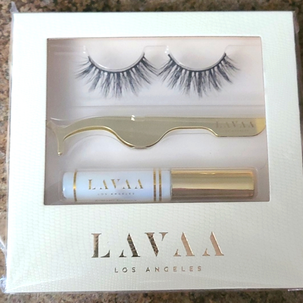 LAVAA mink lashes - Los Angeles